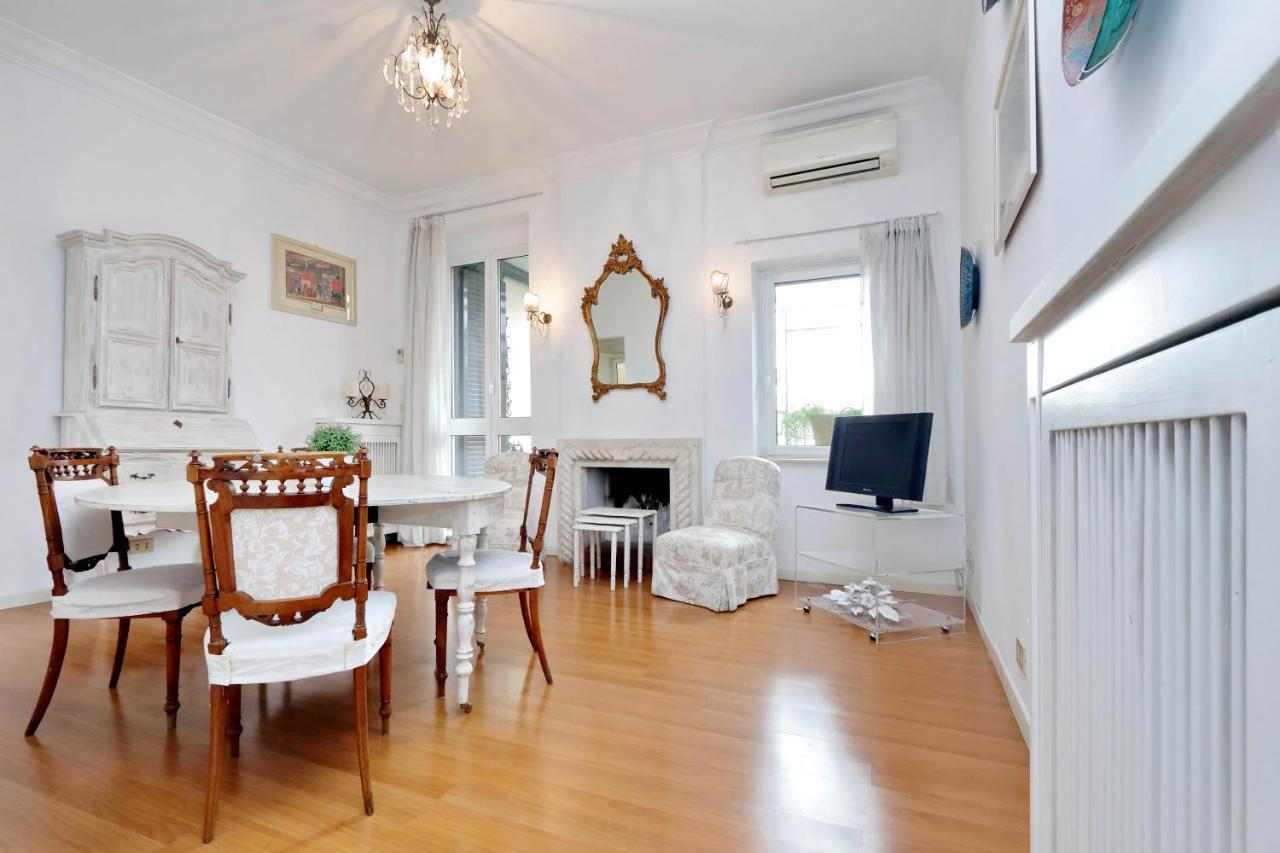 Romeasyoulike - Arancio Apartments N°9 Bagian luar foto